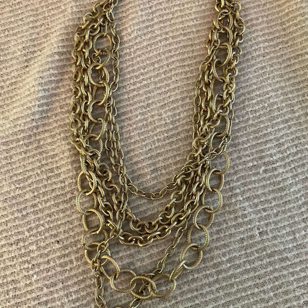 Multi stranded necklaces - Picture 6 of 8